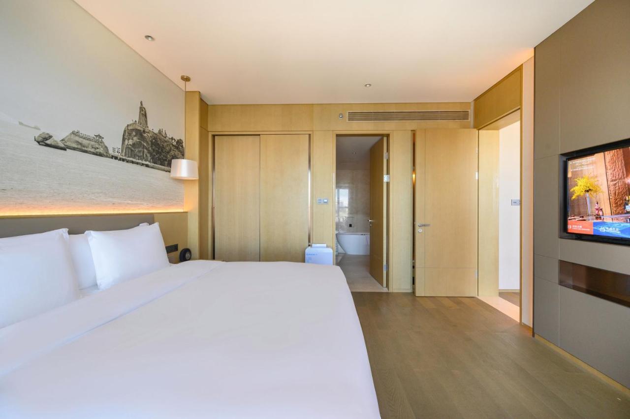 Hotel Wyndham Grand Plaza Royale Yuzhou Xiamen Wuyuan Bay Exterior foto