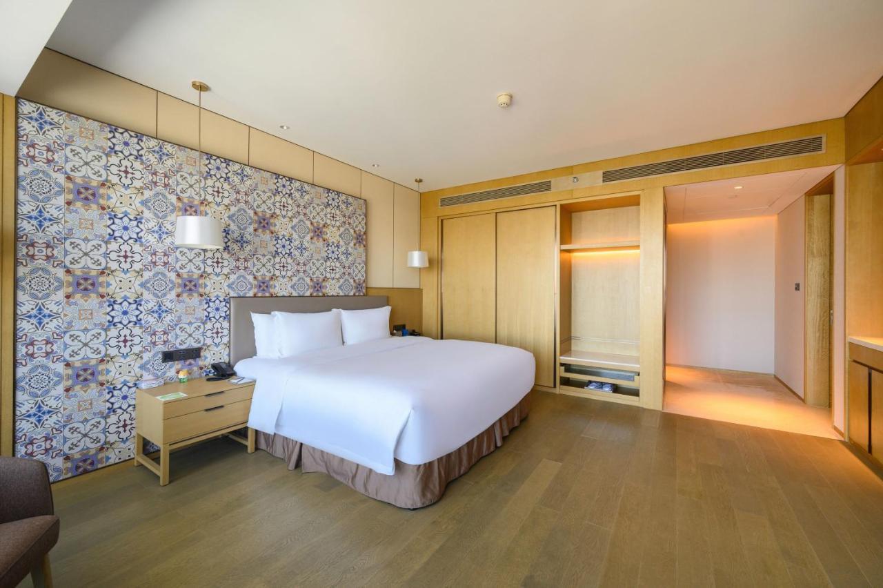 Hotel Wyndham Grand Plaza Royale Yuzhou Xiamen Wuyuan Bay Exterior foto