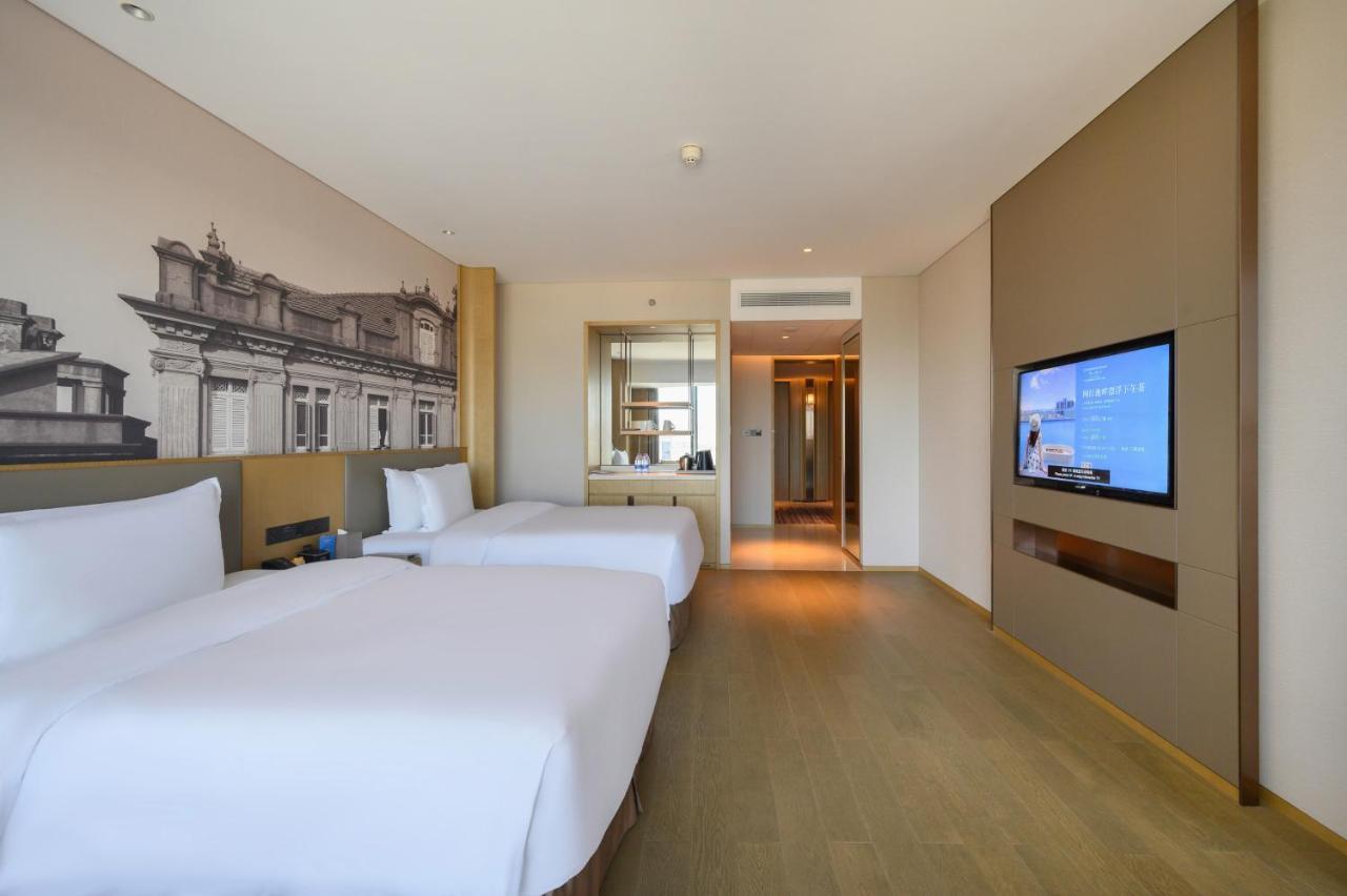 Hotel Wyndham Grand Plaza Royale Yuzhou Xiamen Wuyuan Bay Exterior foto