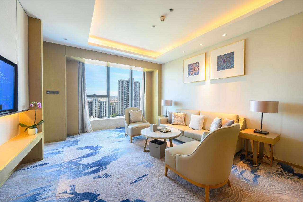 Hotel Wyndham Grand Plaza Royale Yuzhou Xiamen Wuyuan Bay Exterior foto