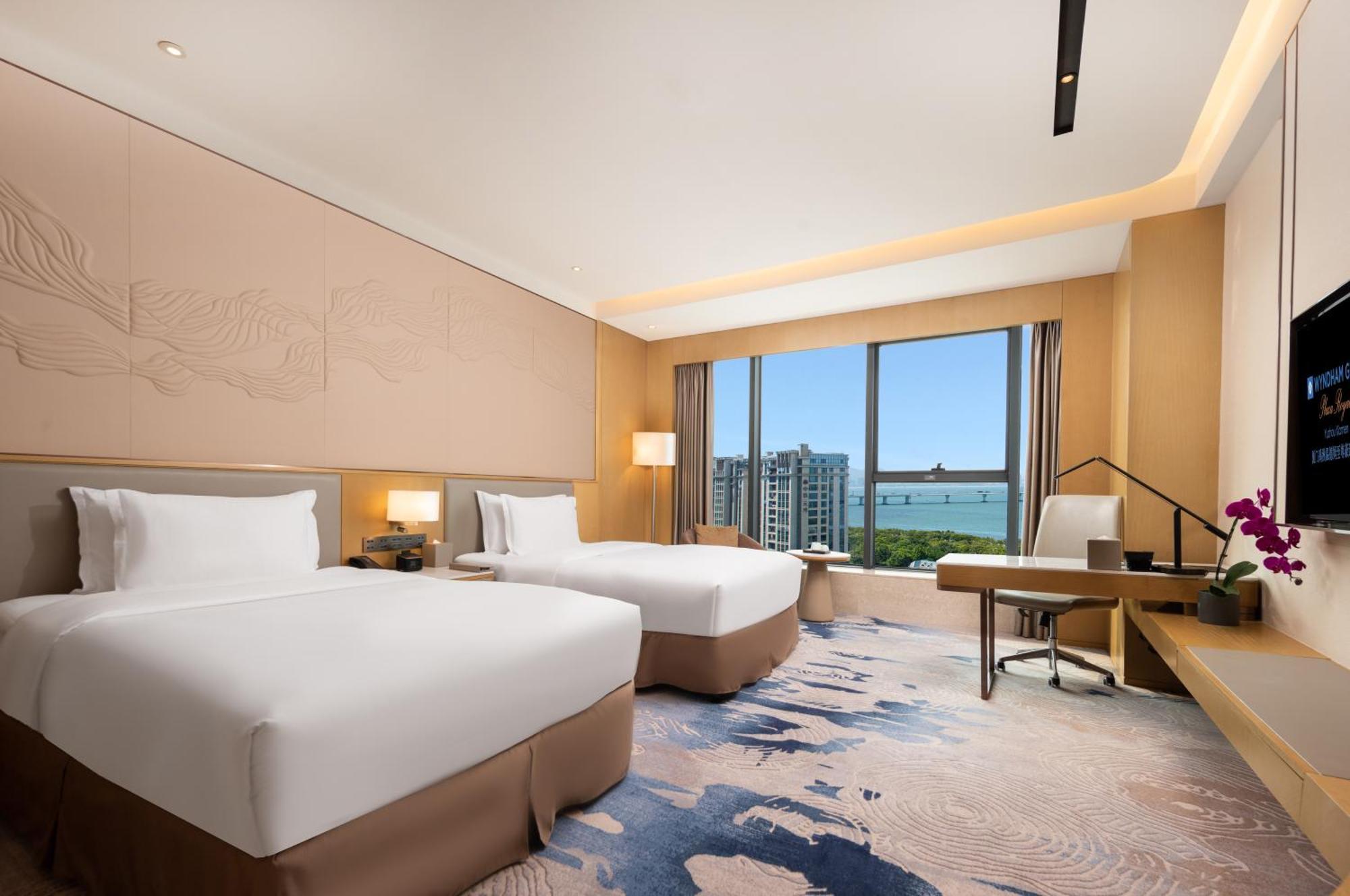 Hotel Wyndham Grand Plaza Royale Yuzhou Xiamen Wuyuan Bay Exterior foto