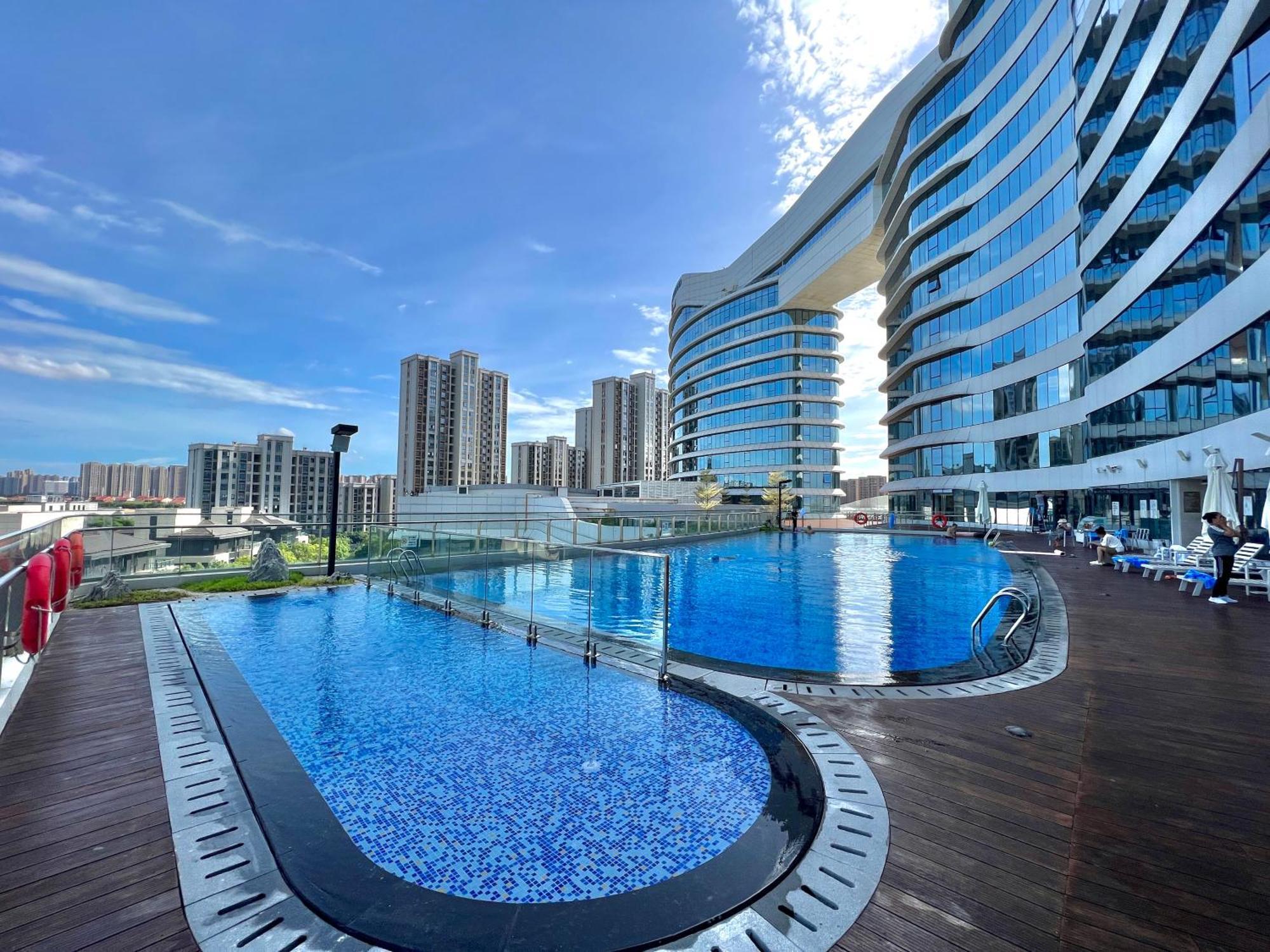 Hotel Wyndham Grand Plaza Royale Yuzhou Xiamen Wuyuan Bay Exterior foto