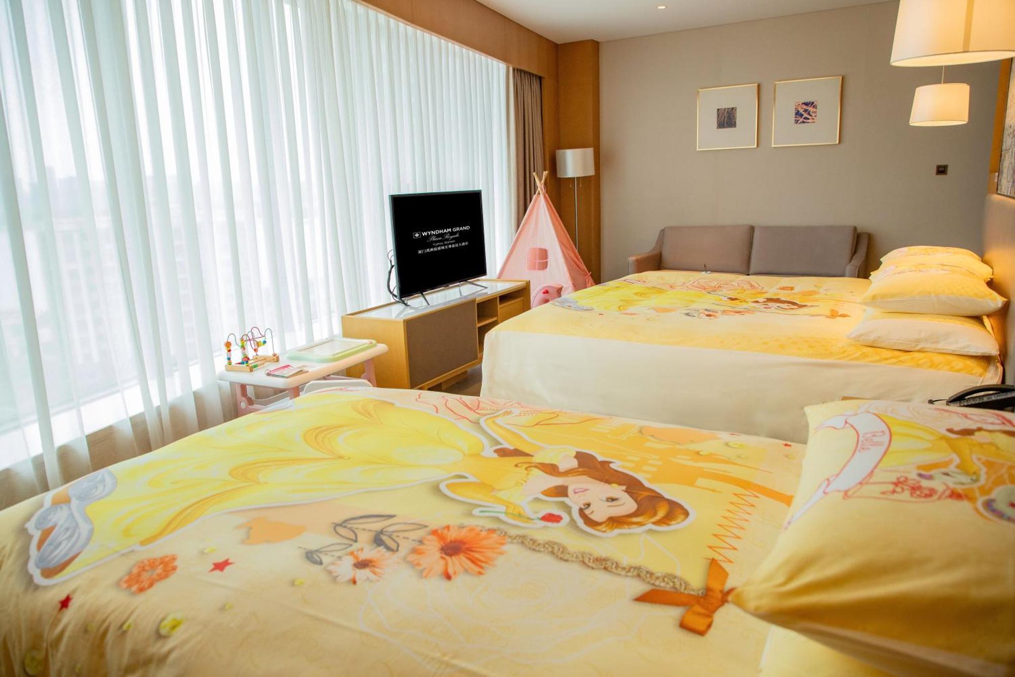 Hotel Wyndham Grand Plaza Royale Yuzhou Xiamen Wuyuan Bay Exterior foto