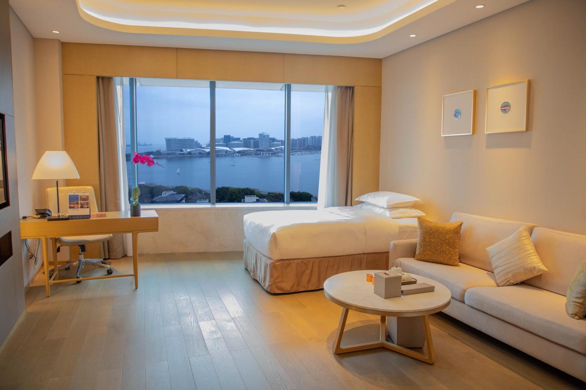 Hotel Wyndham Grand Plaza Royale Yuzhou Xiamen Wuyuan Bay Exterior foto