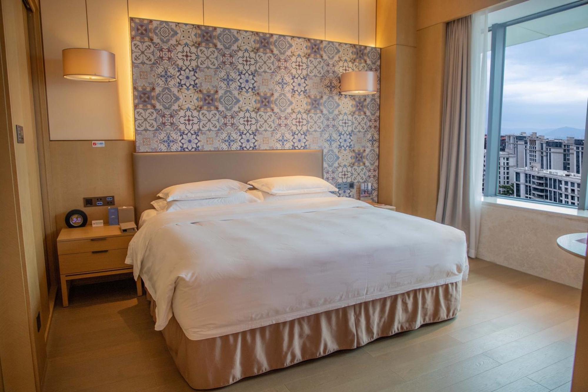Hotel Wyndham Grand Plaza Royale Yuzhou Xiamen Wuyuan Bay Exterior foto